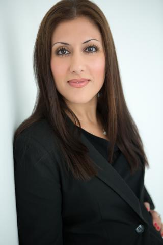 Maryam Sherkat headshot
