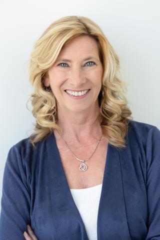 Leigh Latchford headshot